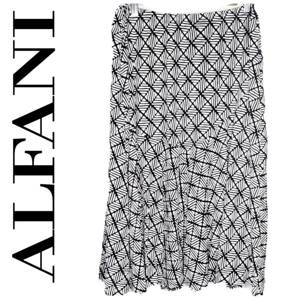 ALFANI WOMAN SKIRT